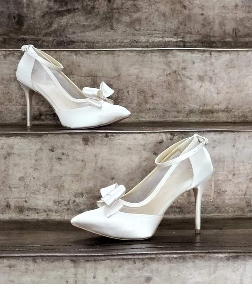 量脚定制女生婚鞋