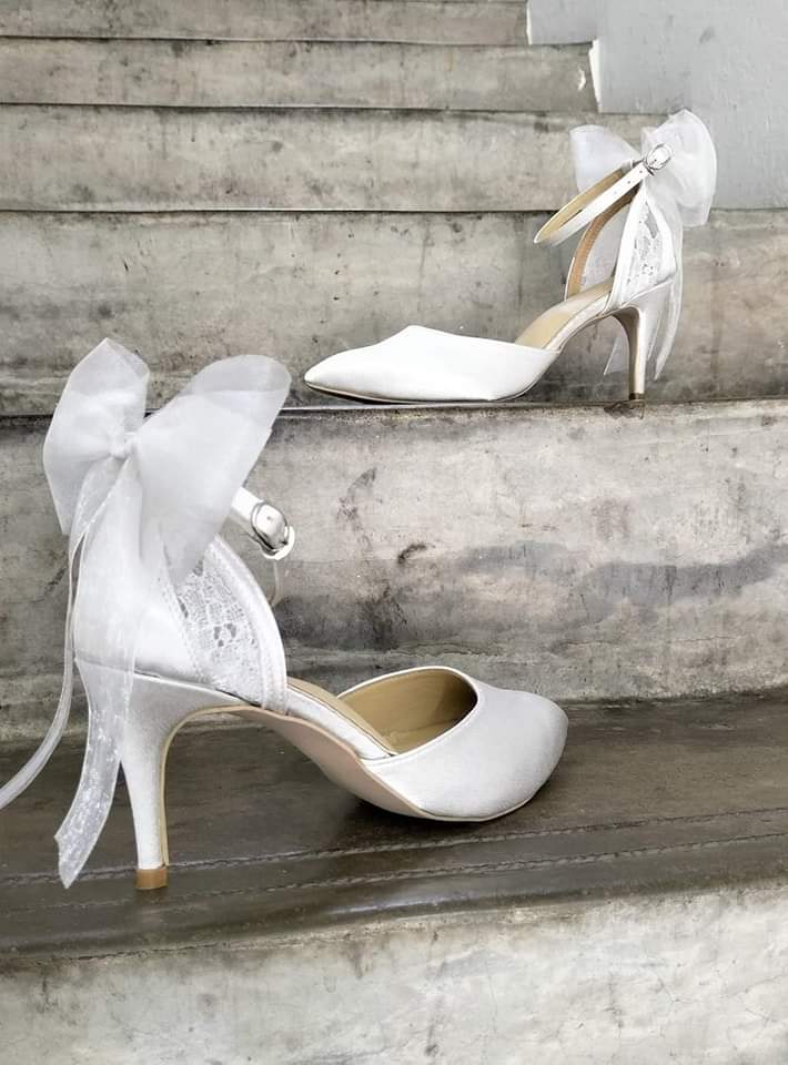 量脚定制女生婚鞋